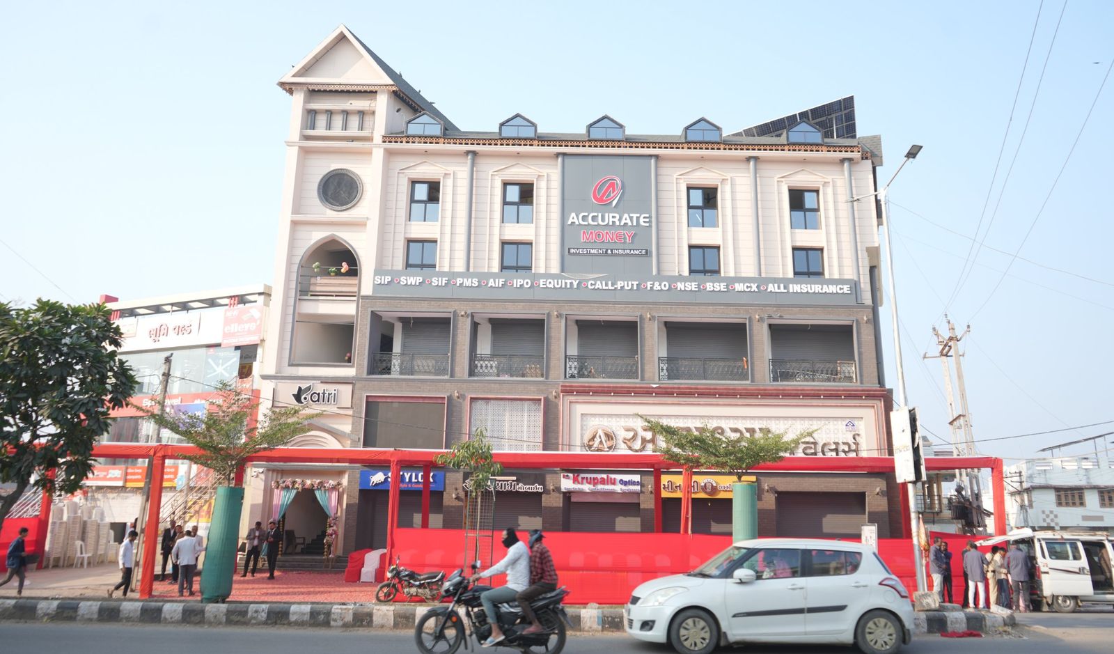 Accurate Money Corporate House, Himatnagar